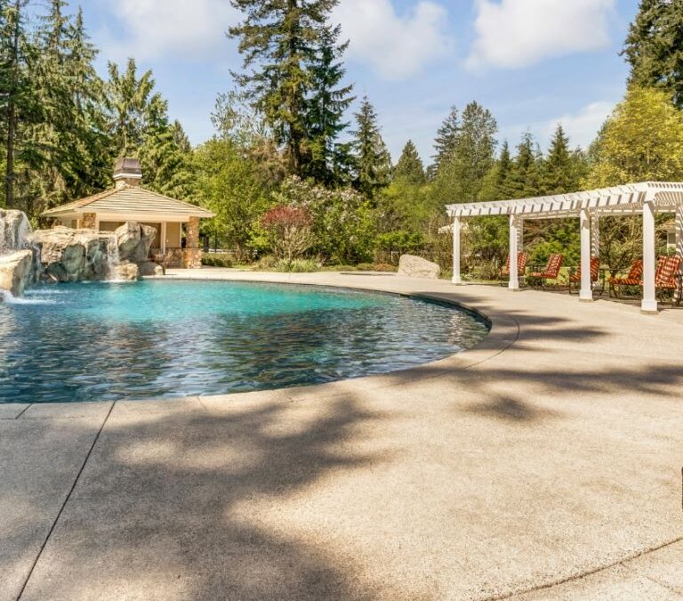 Affordable Pool Deck Resurfacing Solutions: Concrete & Decorative Options for a Fresh New Look